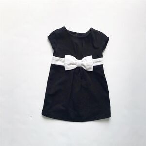 Old Navy black w/white bow dress EUC  12-18 months